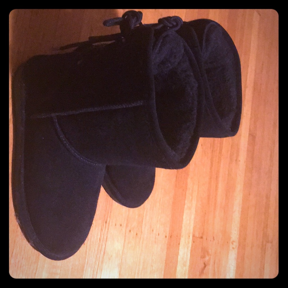 BearPaw women’s cold weather boots